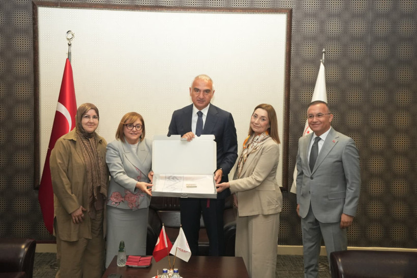 ABD'den iade edilen Zeugma mozaik paneli evine kavuştu - Resim : 2