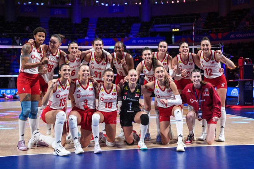 Finale bir adım kaldı! Filenin Sultanları Çin karşısında - Resim : 1