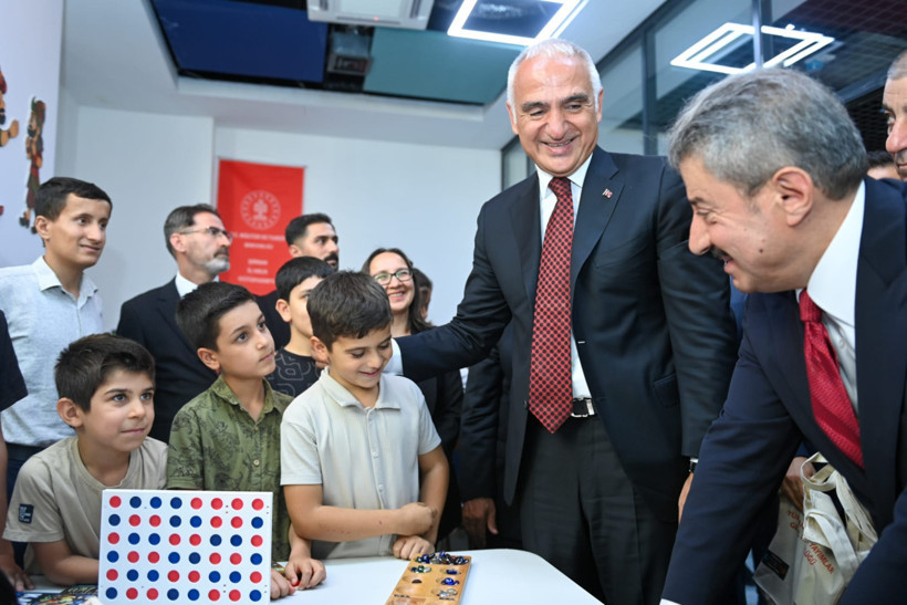 Bakan Ersoy kütüphanelerdeki Cumhuriyet rekorlarını açıkladı - Resim : 3