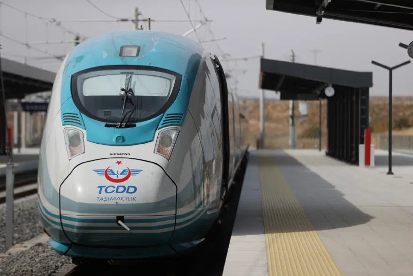 Bakan Uraloğlu yeni metro için tarih verdi: Şehrin bir ucundan diğerine gidecek - Resim: 1
