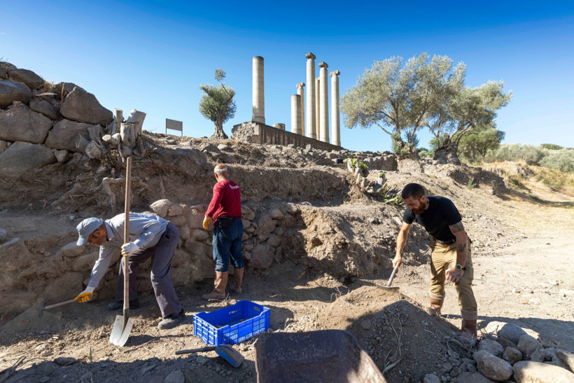 İzmir'de 5 bin yıllık tarihin izleri: Smyrna Höyüğü'nde yeni keşifler - Resim: 2