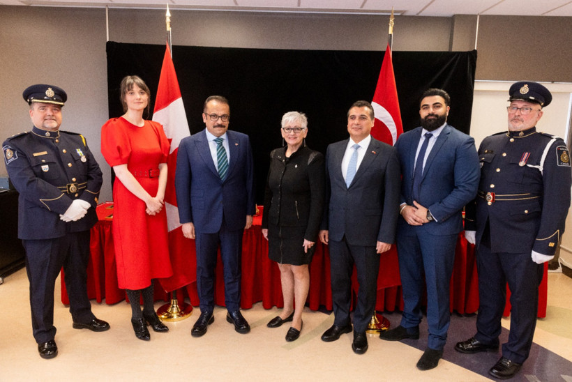Kanada’da mahkeme kararını verdi: Türkiye’ye ilk resmi iade gerçekleşti, tarihî eserler geri alındı - Resim : 1