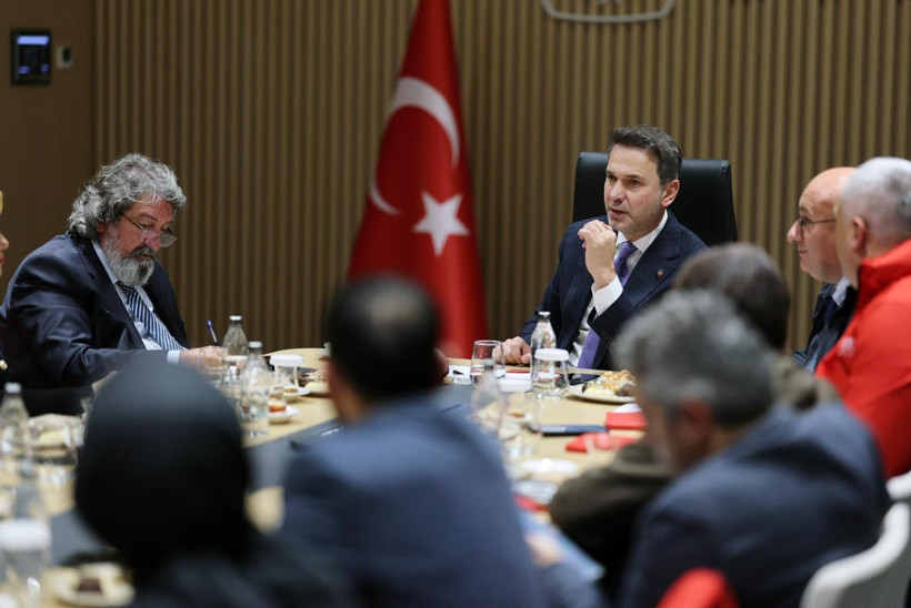 Bakan Bayraktar'dan enerji gündemi: Türkiye'nin 2040 hedefleri masaya yatırıldı - Resim : 2