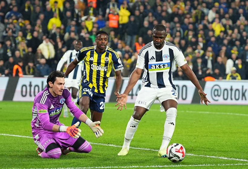 Fenerbahçe uzatmalarda yıkıldı - Resim : 2