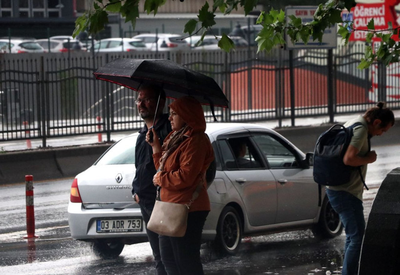 Hafta sonu planı yapanlar dikkat: Sıcak hava yerini sağanağa bırakacak - Resim: 7