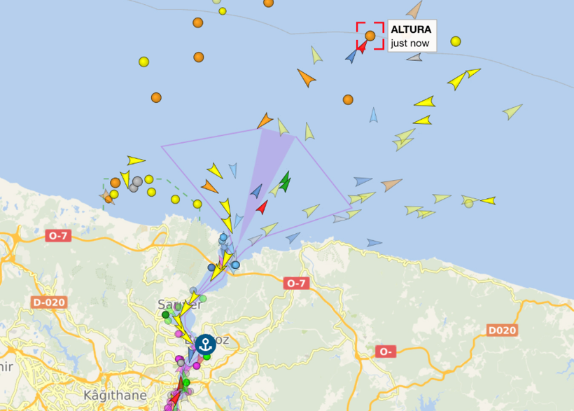 İstanbul Boğazı yakınlarında Türk tankerine dron isabet etti - Resim : 1