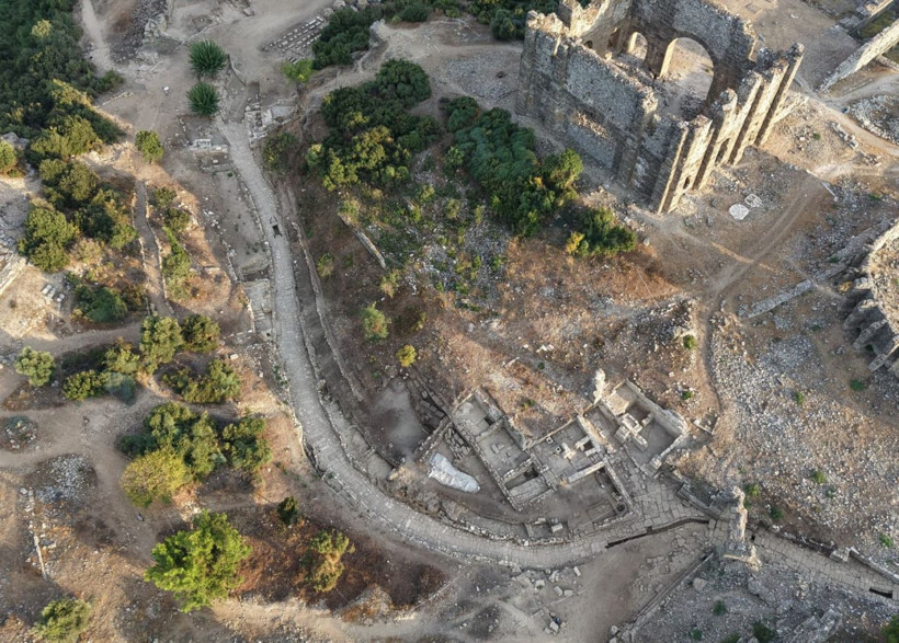 Aspendos'ta 2 bin yıllık Tiyatro Caddesi gün yüzüne çıktı! - Resim: 8