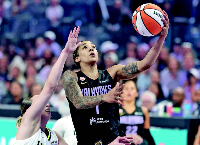 WNBA&rsquo;de bir T&uuml;rk y&ouml;netici: Cem Şencan - Resim : 2