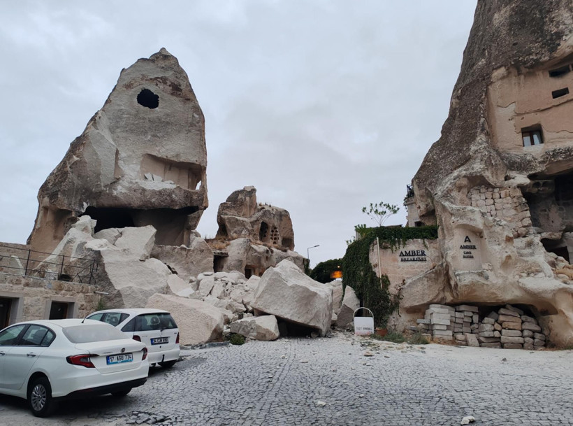 Son Dakika: Göreme'de milyonlarca yıllık peribacası yıkıldı! Nedeni belli oldu - Resim : 1