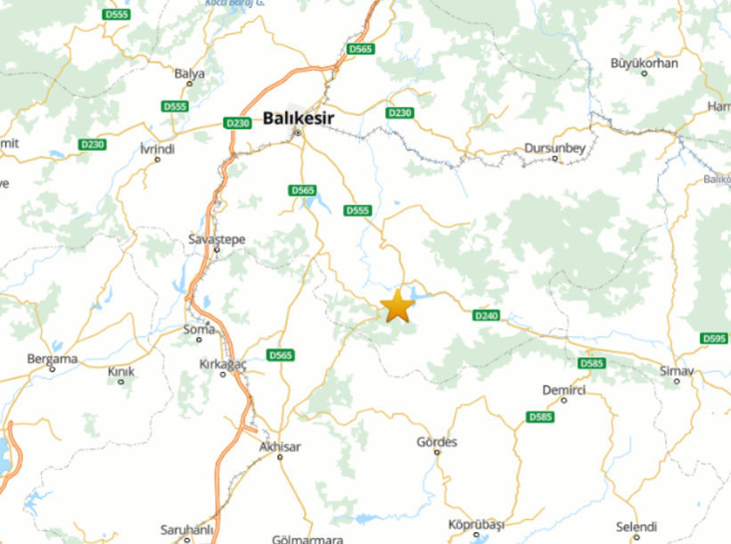Balıkesir Sındırgı'da deprem - Resim : 1