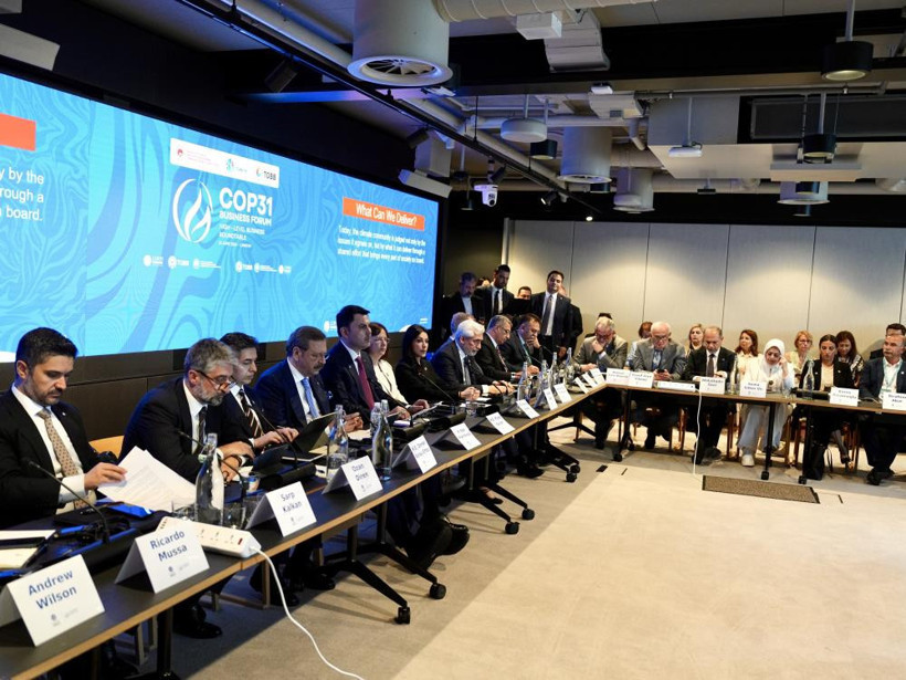 Bakan Kurum'dan COP31 mesajı: İş dünyası iklim dönüşümünde aktif rol üstlenmeli - Resim : 1