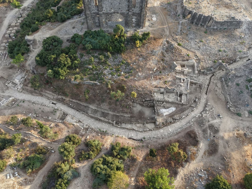 Aspendos'ta 2 bin yıllık Tiyatro Caddesi gün yüzüne çıktı! - Resim: 4