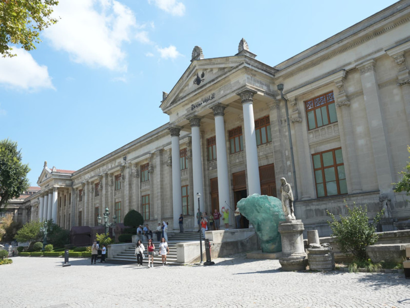 İstanbul Arkeoloji Müzelerinde büyük dönüşüm: 54 bin çini tek tek restore edildi - Resim: 1