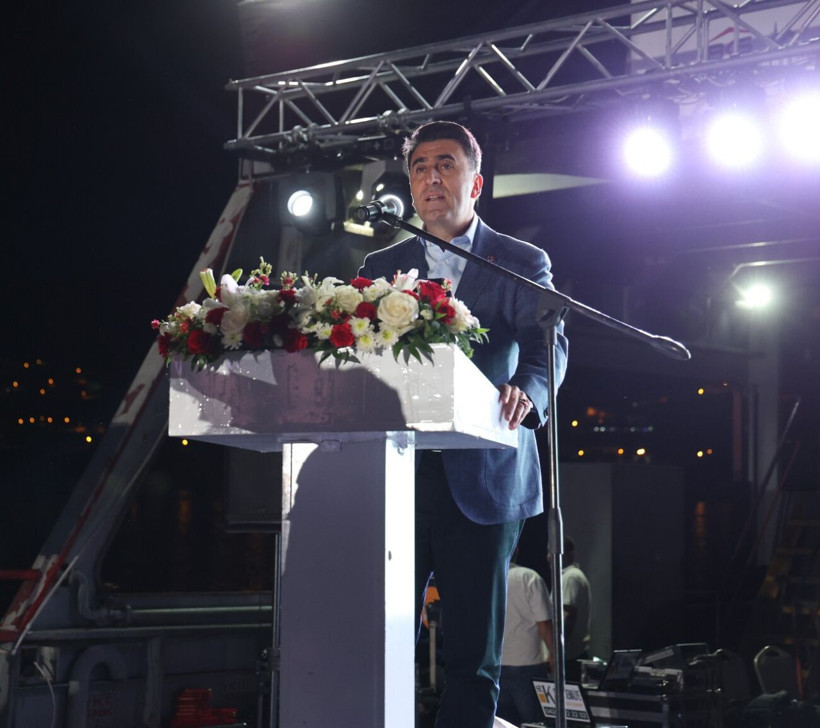 Türkiye'de bir ilk! Feribotta defile yapıldı - Resim: 3