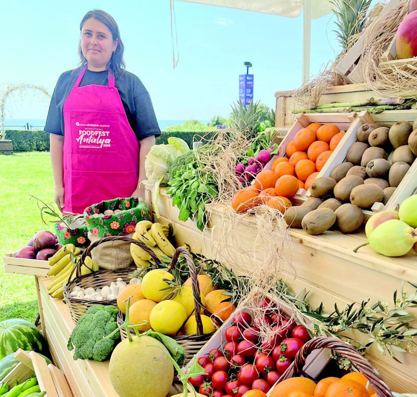 Her sofra bir hik&acirc;ye anlatacak - Resim : 1